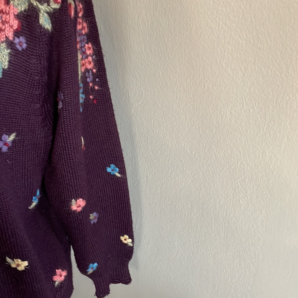 Herman Geist hand embroidered wool sweater - Picture 3 of 6